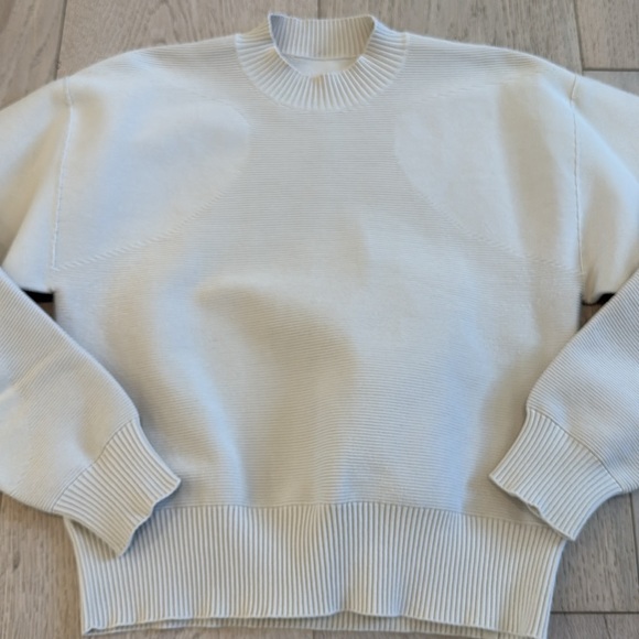 Lululemon Multi-Texture Crewneck Sweater in XS - Picture 2 of 10